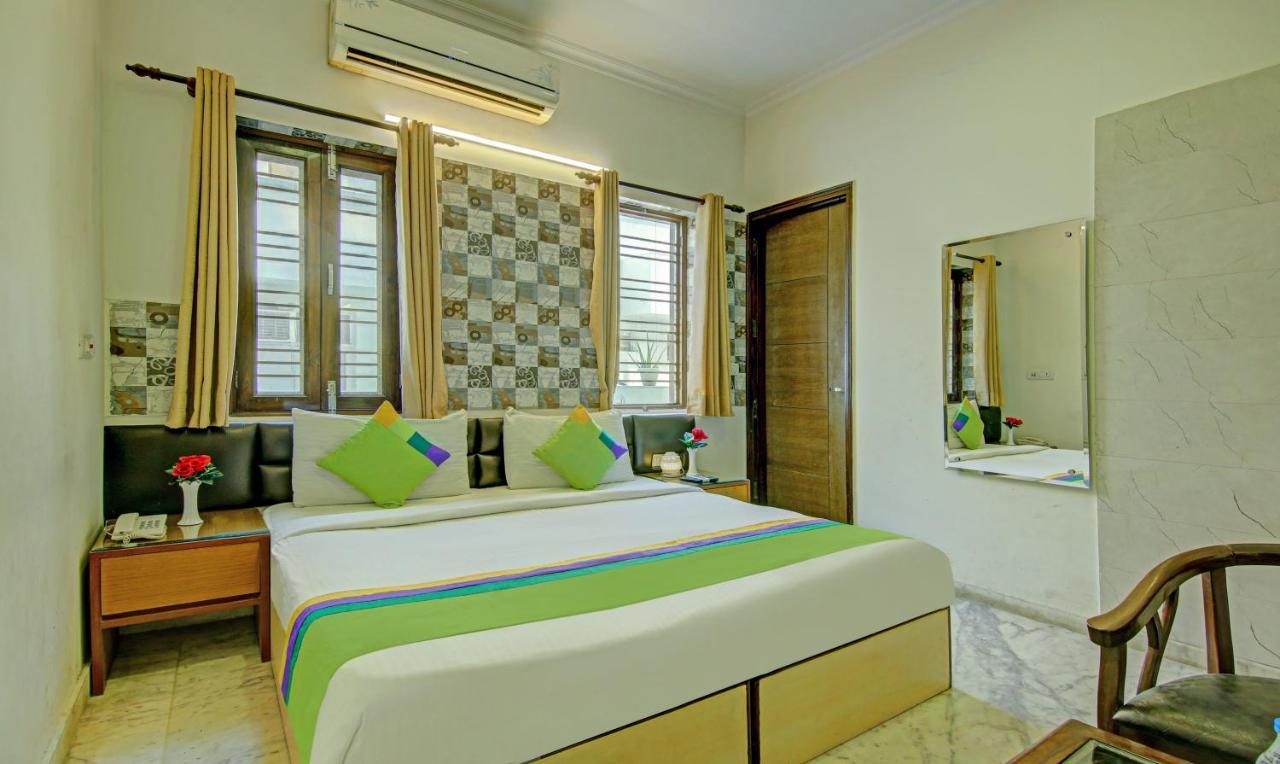 Itsy Hotels Swastika Inn Sector 26 Noida Exterior foto