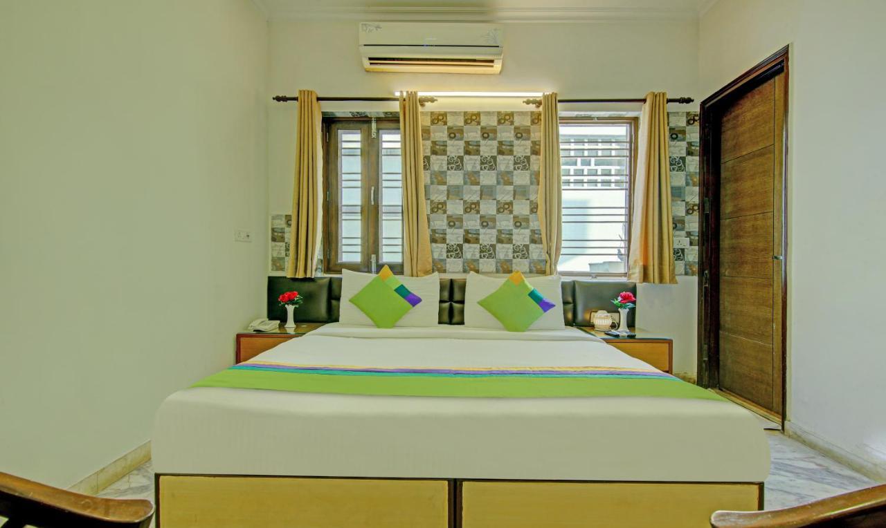 Itsy Hotels Swastika Inn Sector 26 Noida Exterior foto
