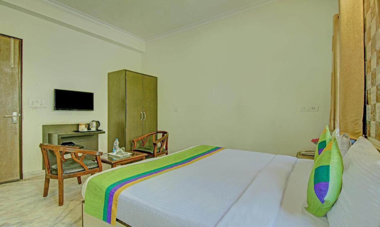 Itsy Hotels Swastika Inn Sector 26 Noida Exterior foto